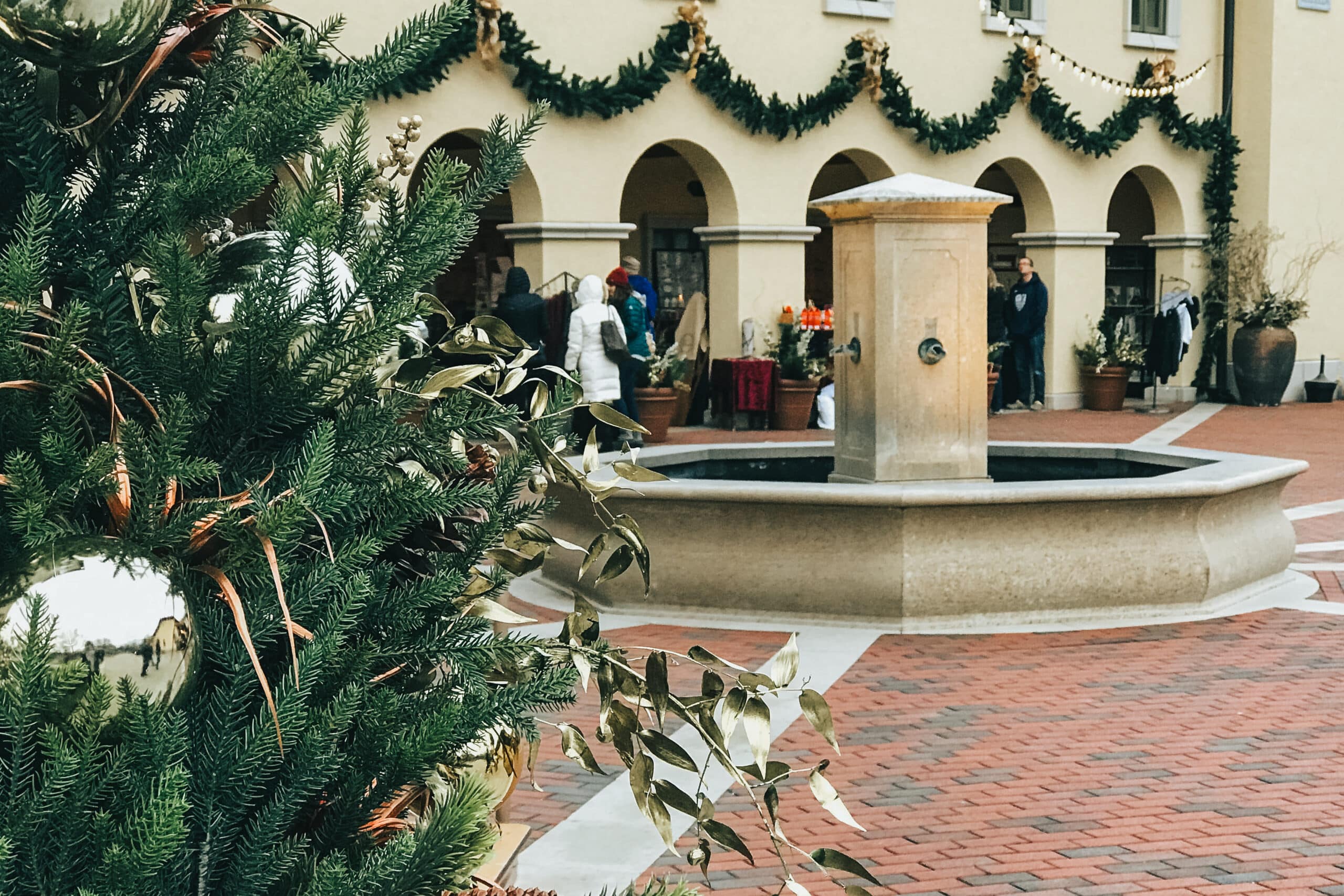 2018 11 25 160547 Min Old Christmas Market 1 Scaled &Ndash; Great River Road Wine Trail